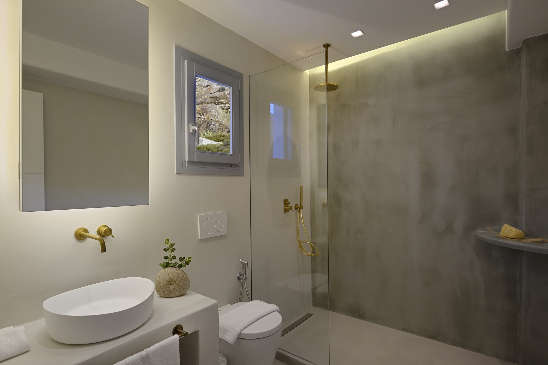 Alissia view 22